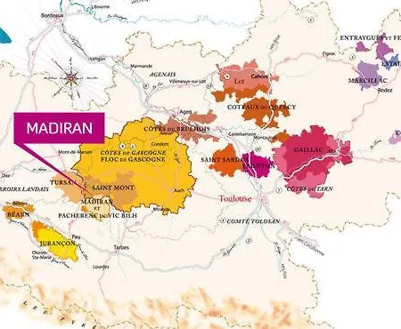 Semesterbostad Gite, Jacuzzi & Vin Au Grenier De