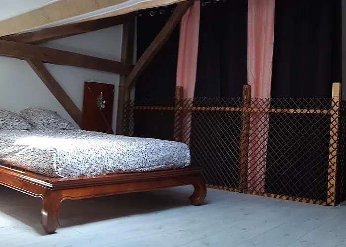 Ferienhaus Gite, Jacuzzi & Vin Au Grenier De Madiran