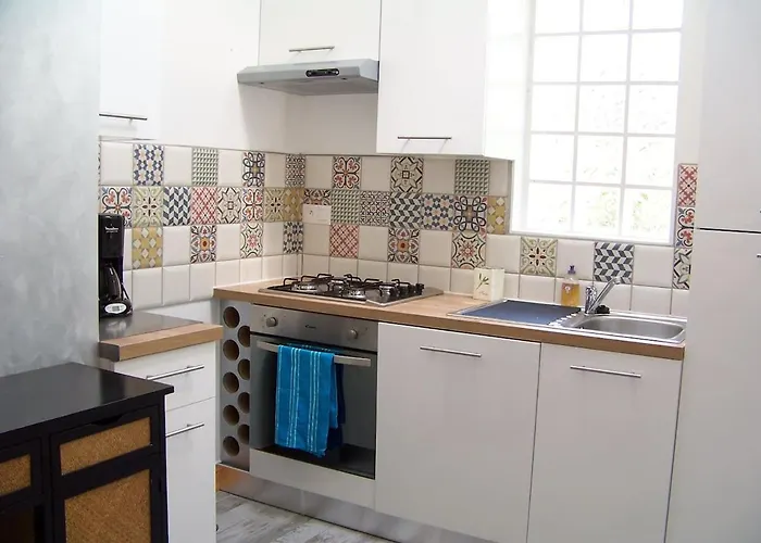 Gite, Jacuzzi & Vin Au Grenier De Ferienhaus